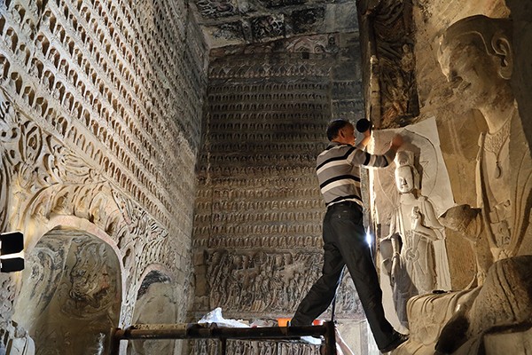 巩义石窟寺1.JPG 巩义石窟寺1.JPG