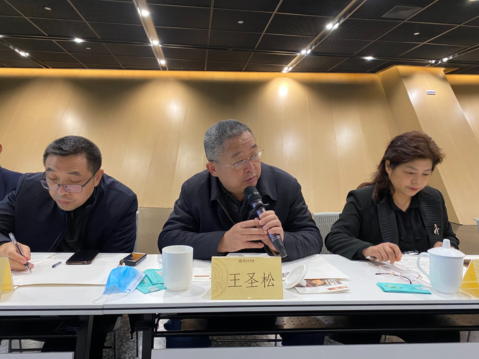 微信图片_20211102142157.jpg 微信图片_20211102142157.jpg