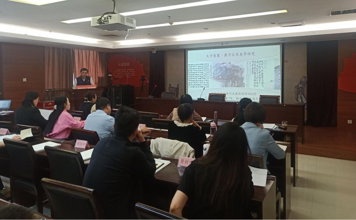 罗贯中.png 罗贯中.png