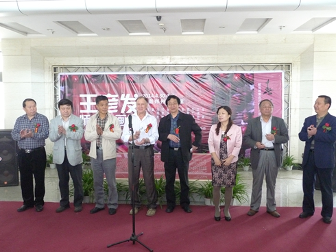 201404302-2.jpg